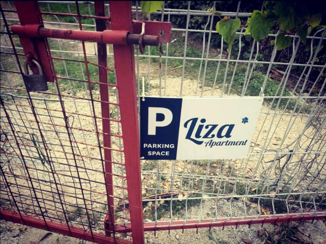 Liza'S Downtown Apartment Хвар Екстериор снимка